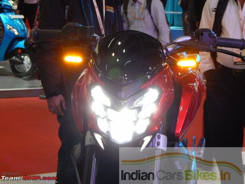 Next Gen Bajaj Pulsars -  SS400 & CS400 (rechristened as Dominar)-pulsar400cslights.jpg