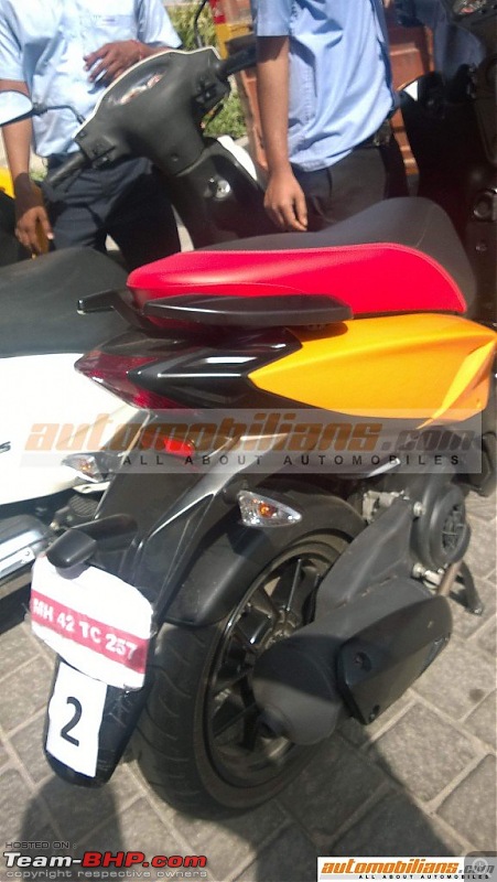 Aprilia SR 150 unveiled at the Auto Expo. EDIT: Priced at Rs. 65,000-8.jpg