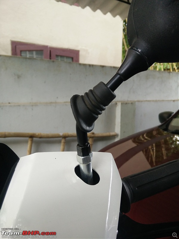 Review: Honda Activa 125 (Pearl Amazing White). EDIT - Now sold-7.-oem-rvm-mounting.jpg