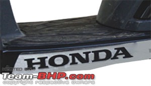 Review: Honda Activa 125 (Pearl Amazing White). EDIT - Now sold-accessories1211.jpg
