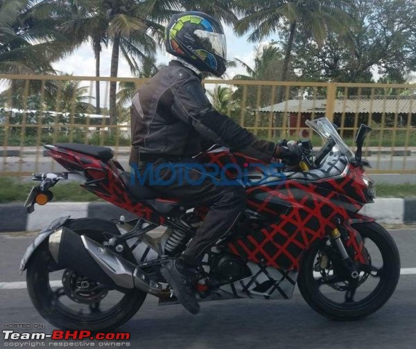 TVS Akula 310 unveiled-tvsakula310ssspotted1600x504.jpg