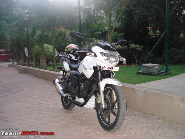 Sammyboy's Menace - Apache RTR 180. Update : Now Sold-2.jpg