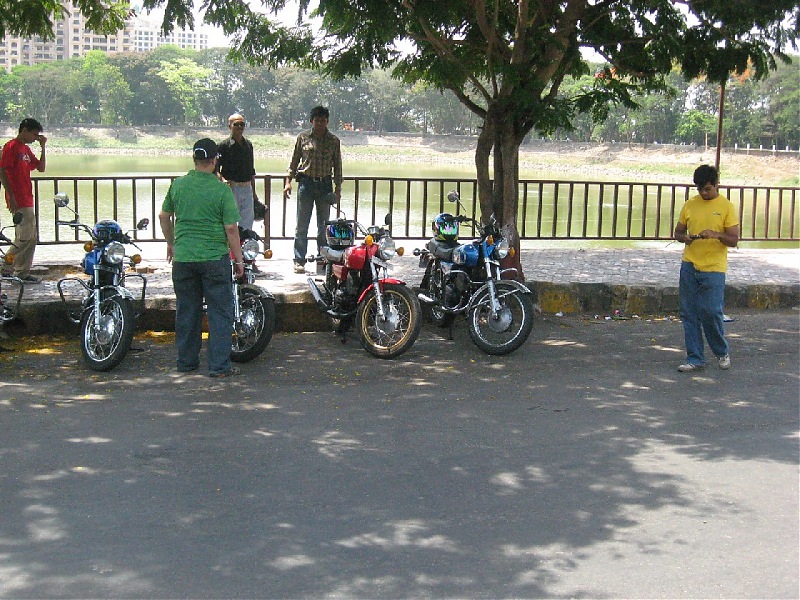 Small RD 350 meet! EDIT: NEW pics on page 4 !!-img_0588.jpg