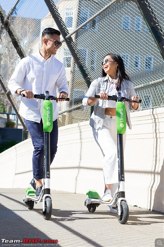 Small Electric scooters gaining popularity in the USA-limes_limebike_carly-mask3.jpg