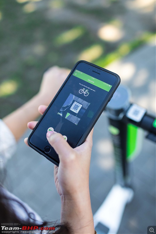 Small Electric scooters gaining popularity in the USA-limes_limebike_carly-mask15.jpg