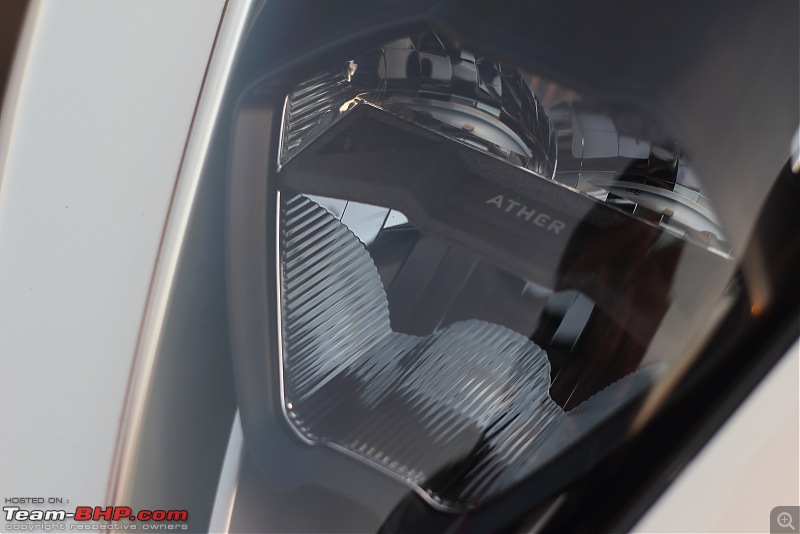 Ather 450 Electric Scooter - Detailed Review-headlamps_closeup_1600.jpg