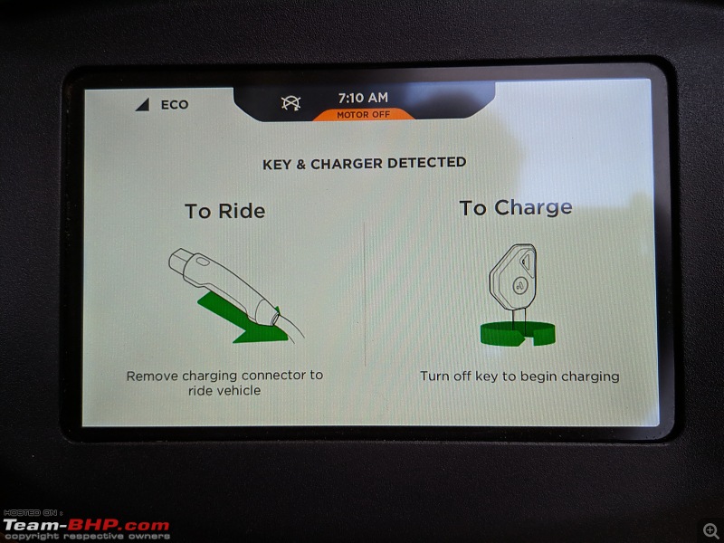 Ather 450 Electric Scooter - Detailed Review-key_onwhilecharging_1600.jpg