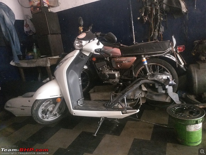 Review: Honda Activa 125 (Pearl Amazing White). EDIT - Now sold-4.-body-separate.jpg