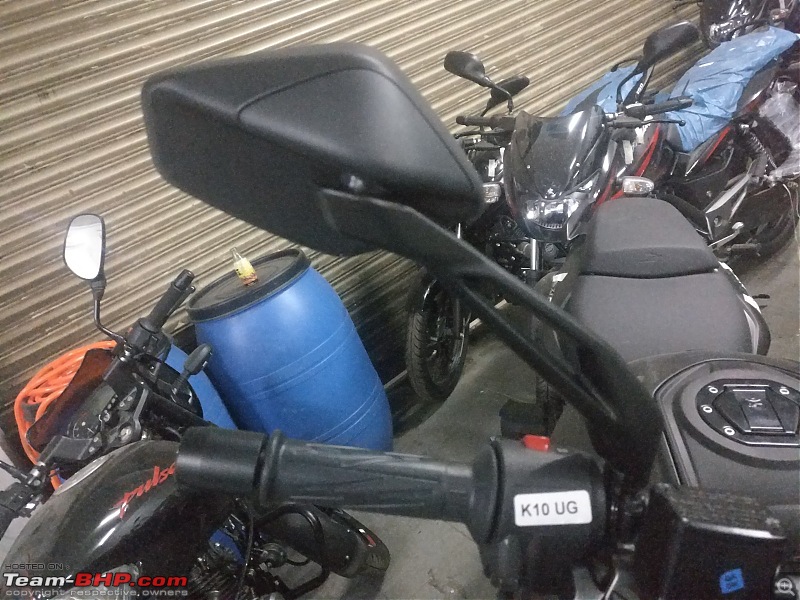 Updated Bajaj Dominar 400 launched at Rs. 1.74 lakh-img_20190423_1853481600x1200.jpg