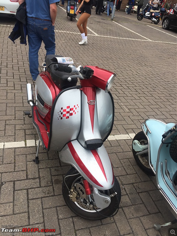 Another Italian joins the stable - Our Matt Red Vespa 150-img_8439.jpg