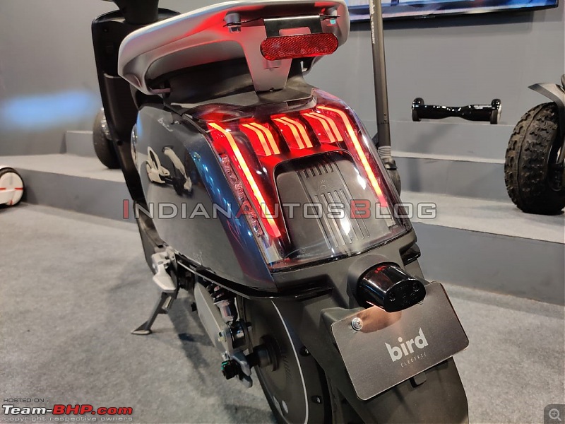 Bird ES1 electric scooter unveiled at Auto Expo 2020-taillight.jpg