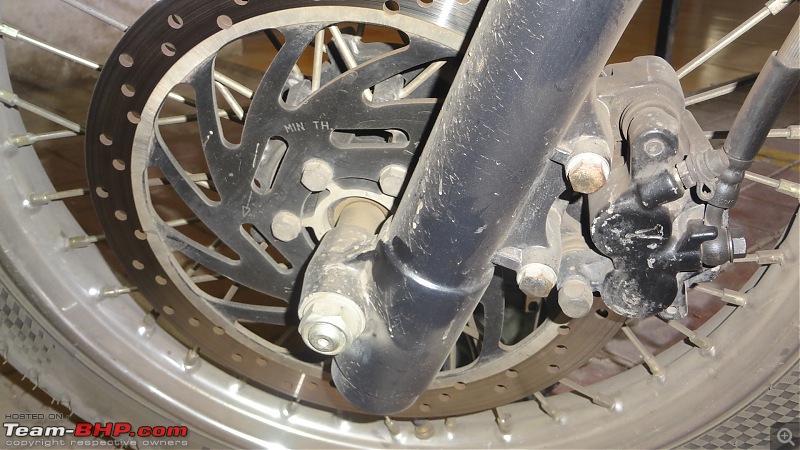 Modifications - Royal Enfield Thunderbird-axle-disk-brakes.jpg