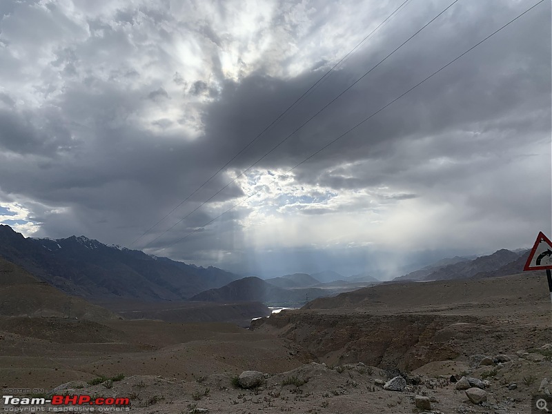 An Italian Stallion conquers the mighty Khardung La-img_4085.jpg