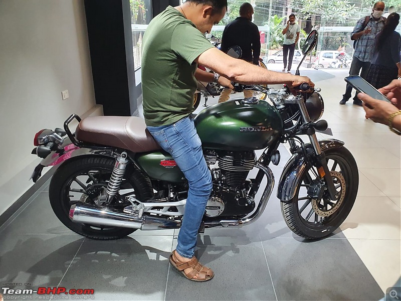 The Honda H'ness CB350, priced at Rs. 1.90 lakh-whatsapp-image-20201004-2.30.26-pm.jpeg