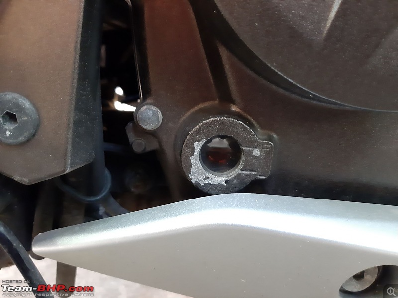 Review: My Suzuki Gixxer 250-rh-oil-indicator.jpg