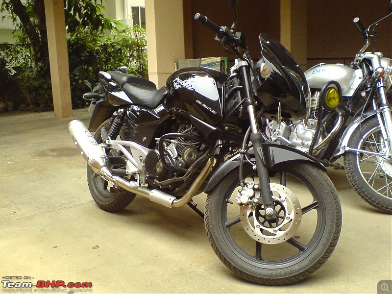 2 decades of the Bajaj Pulsar-dsc00294.jpg