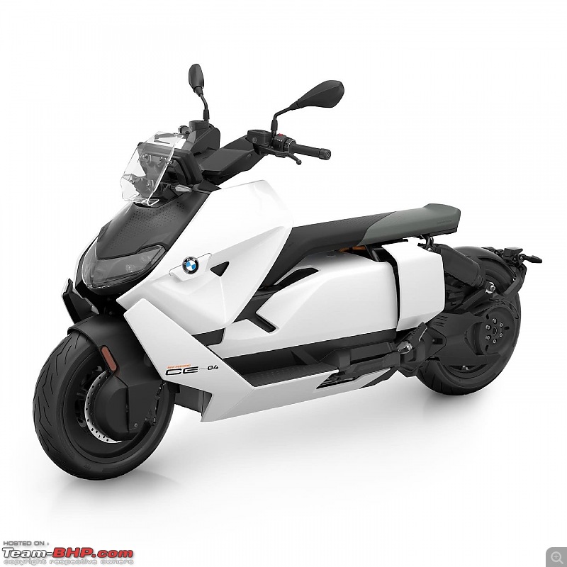 BMW CE 04 electric scooter spotted in production guise-20210707_183303.jpg