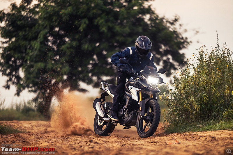 2022 BMW G 310 R & G 310 GS revealed-ebfrrlveai3gn7.jpg