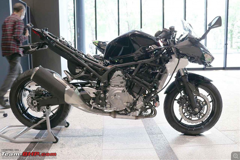 Kawasaki showcases a hybrid motorcycle prototype-kawasaki-hybrid-bike-prototype2.jpg