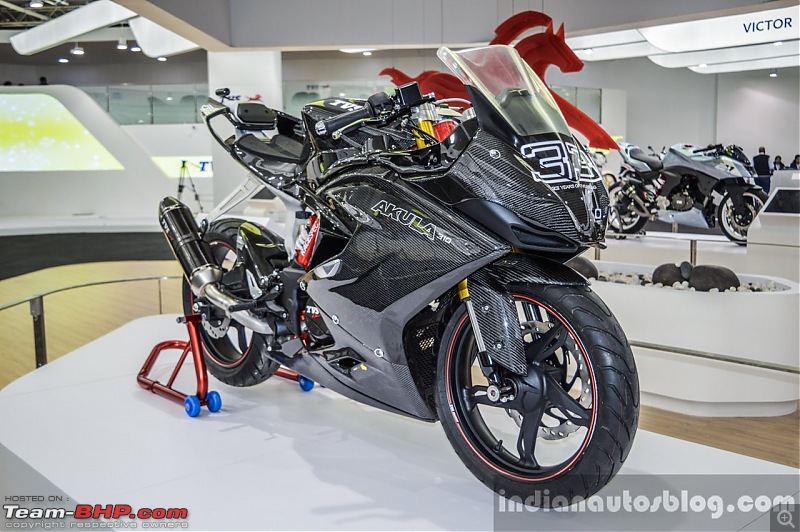 TVS Apache RR 310 Build To Order (BTO) : A Closer Look-tvsakula310carbonfibrefairingatautoexpo2016.jpg