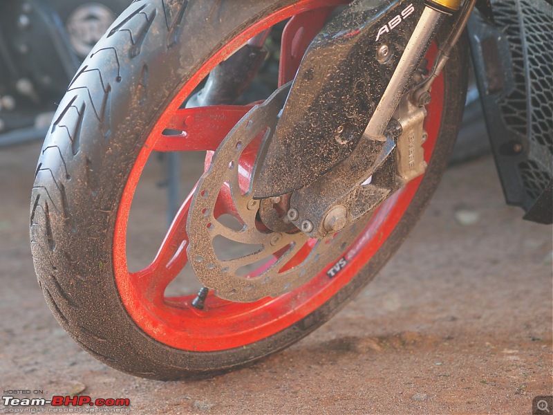 TVS Apache RR 310 Build To Order (BTO) : A Closer Look-front-brake-large.jpg