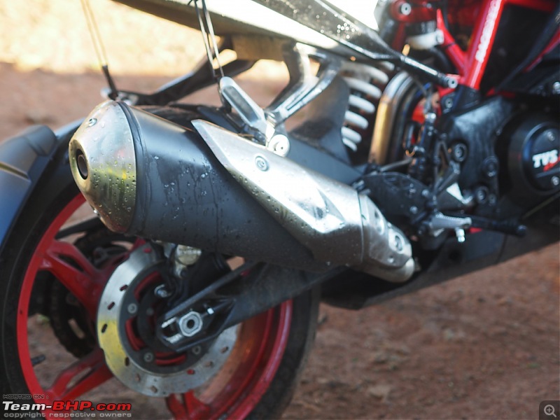 TVS Apache RR 310 Build To Order (BTO) : A Closer Look-exhaust-large.jpg