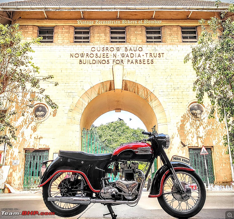 Vintage motorcycles in Bombay-photo_16175232930122_1_1.jpg