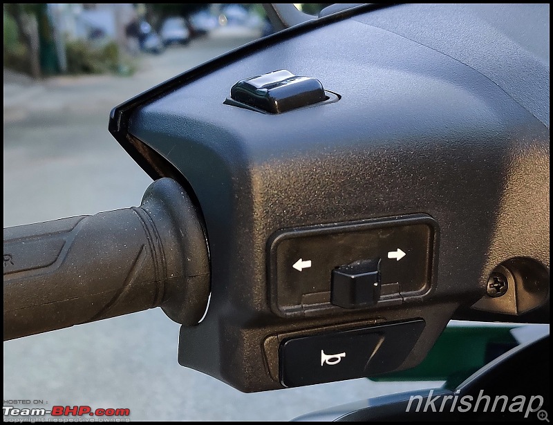 Ather 450X comes home to cut fuel costs-lhs-switch-gear.jpg