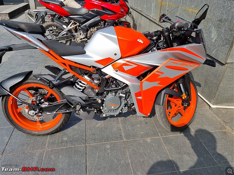 Next-gen KTM RC 200 caught testing-silver-1.jpeg