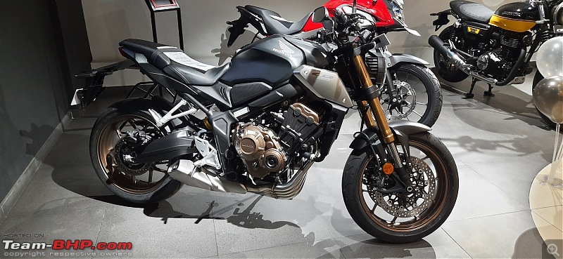 2022 Honda CB300R BS6 launched at Rs. 2.77 lakh-13.jpg