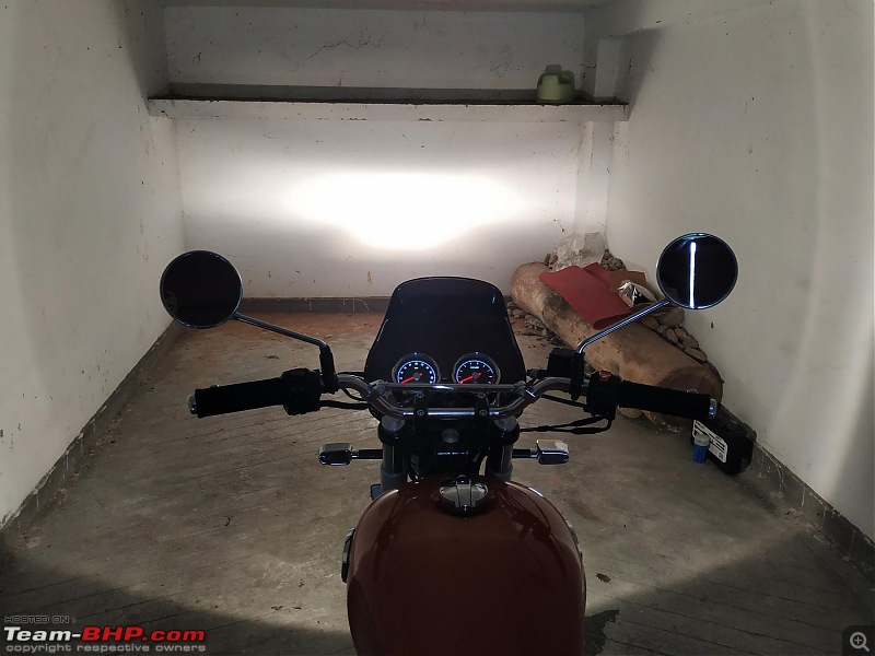 Ridden: Royal Enfield Interceptor 650 & Continental GT 650 Twin-halogen-high-beam.jpeg