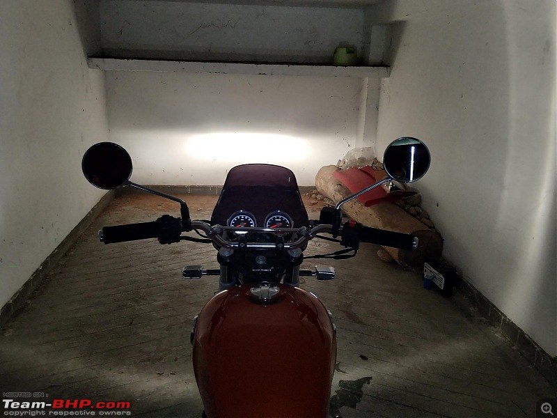 Ridden: Royal Enfield Interceptor 650 & Continental GT 650 Twin-halogen-low-beam.jpeg