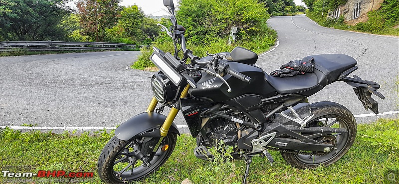 2022 Honda CB300R Review-20220730_0750461.jpg