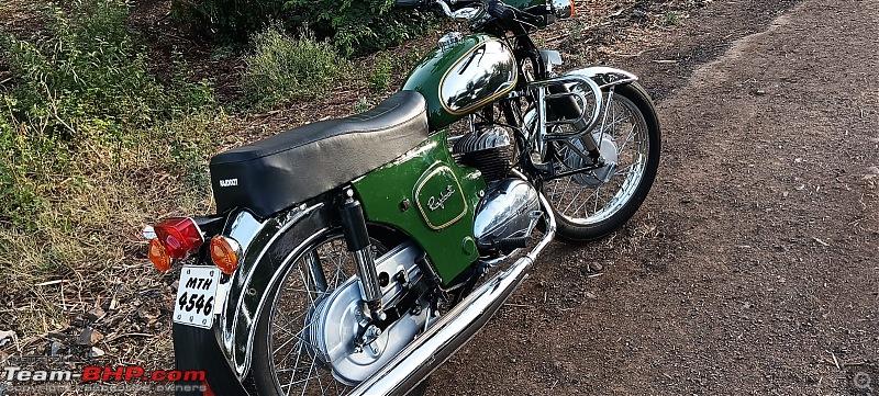 Bought back my grandfather's 1972 Rajdoot and restored it to new-rajdootrestored-2.jpeg
