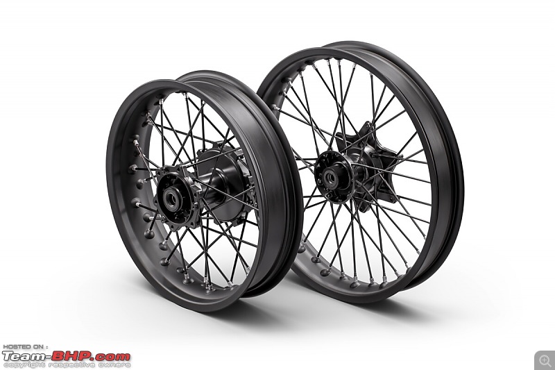2023 KTM 390 Adventure unveiled with spoked wheels-2023-ktm-390-adventure-2.jpg