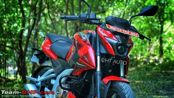 Bengaluru's Urban Warrior - What motorcycle to tackle the concrete jungle, potholes & traffic jams?-bajaj_pulsar_250_.jpeg