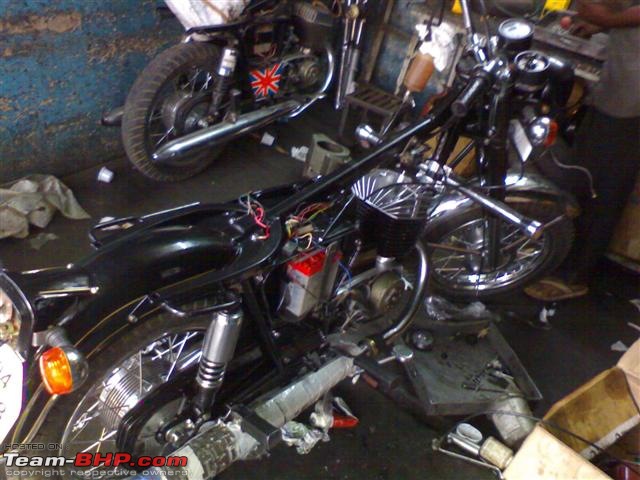 Revival of my Yezdi Roadking 250CC (1994)-dsc00290-small.jpg