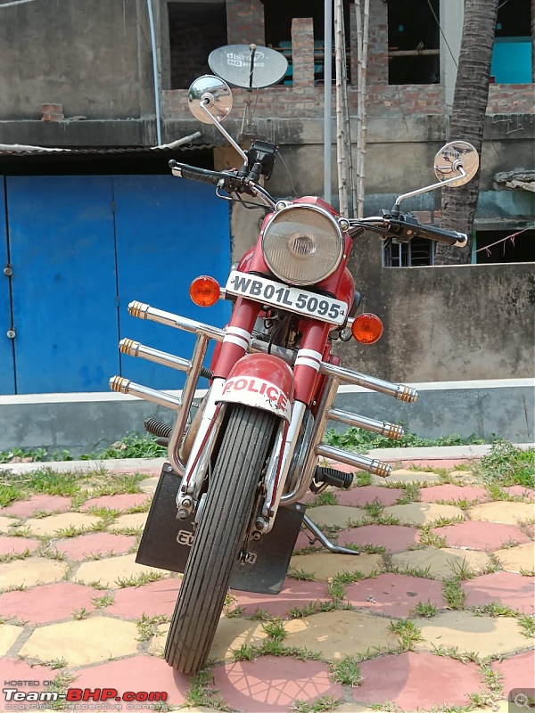 The story of my 1995 Royal Enfield Machismo 350-dsw-parking.jpeg