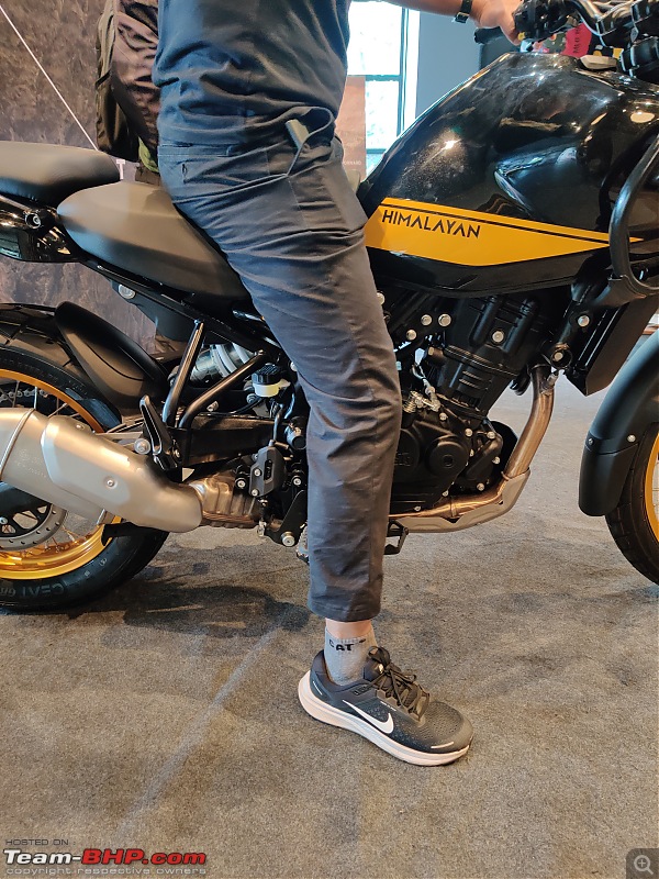 2023 Royal Enfield Himalayan 450 | Now officially revealed-footpeg.jpg