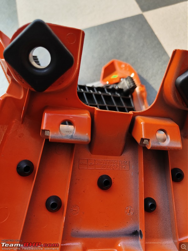 2024 KTM Duke 390 Review-seat3.jpeg