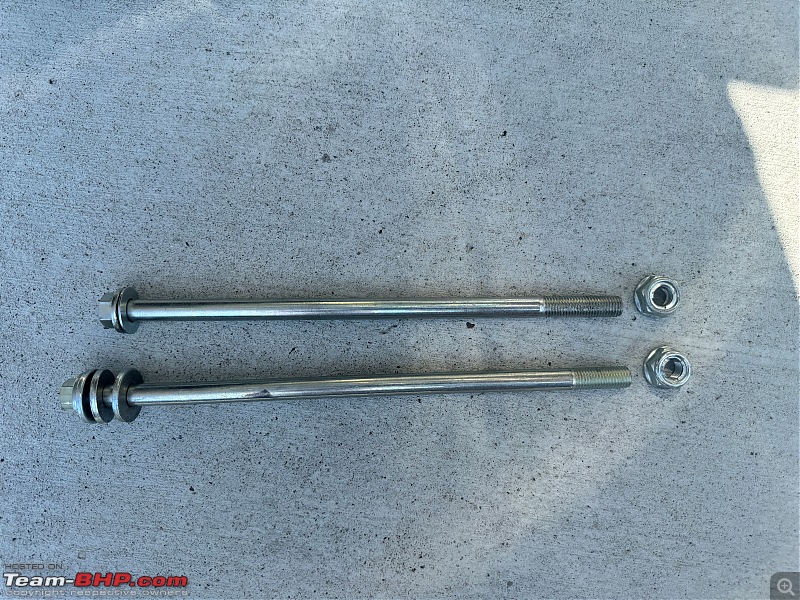 Royal Enfield Bullet 350 DIY : Adding a Windshield, Crash bar & Heel toe shifter-img_2529.jpg