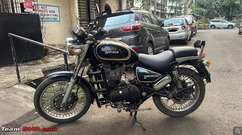 Bullet's Golden Pinstripes on a Thunderbird 350!-whatsapp-image-20241220-15.24.17.jpeg