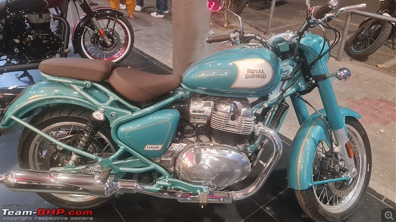 Royal Enfield Classic 650 caught testing in India | Edit: Now launched at 3.37 lakhs-whatsapp-image-20250408-19.04.08.jpeg