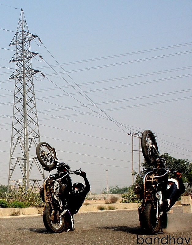 Moto Unit-The Stunt Factory (New Stunt Team from Delhi)-picture-100.jpg