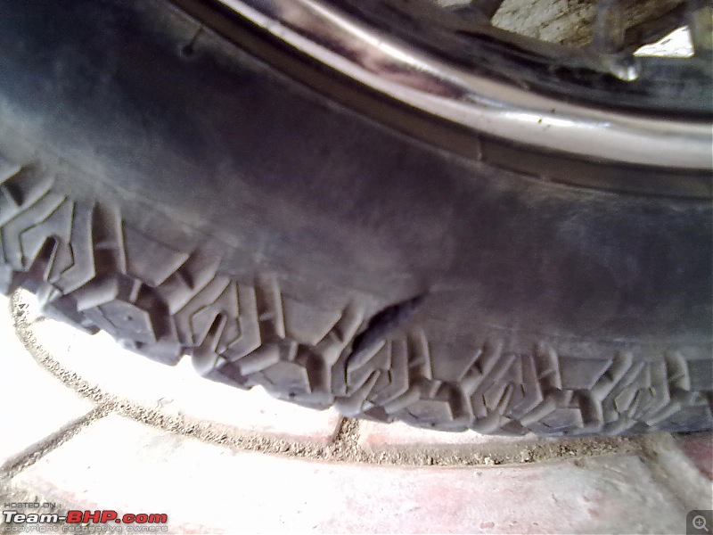 Should I replace this tyre-27062010073.jpg