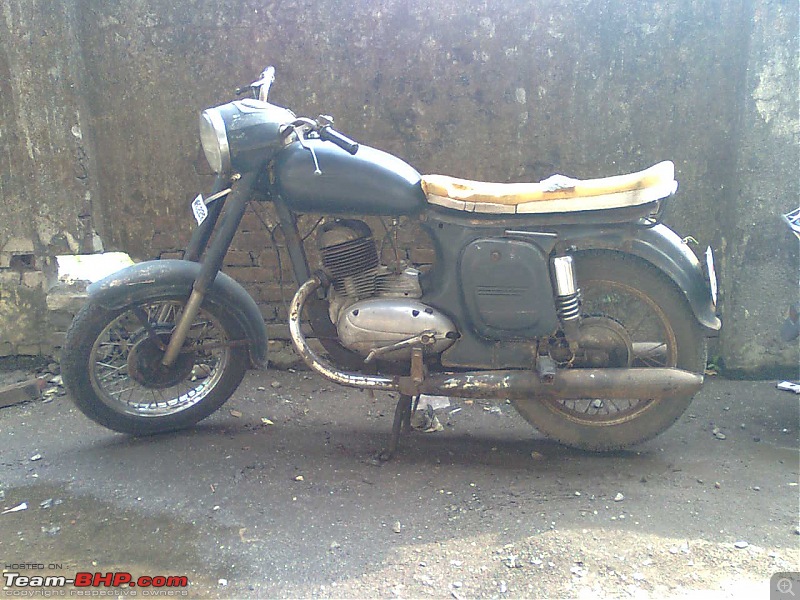 God Sent - My Yezdi Roadking!-image0017.jpg