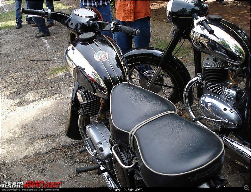 Bikes of yesteryear and long forgotten : Anybody still riding them?-yezdi-jawa.jpg