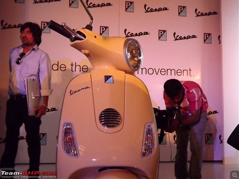 Rebirth : Vespa Scooters Launched in India @ Rs. 66,000-front-view-7.jpg