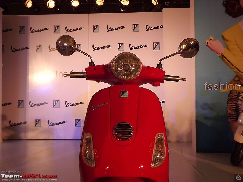 Rebirth : Vespa Scooters Launched in India @ Rs. 66,000-head-lamp-1.jpg