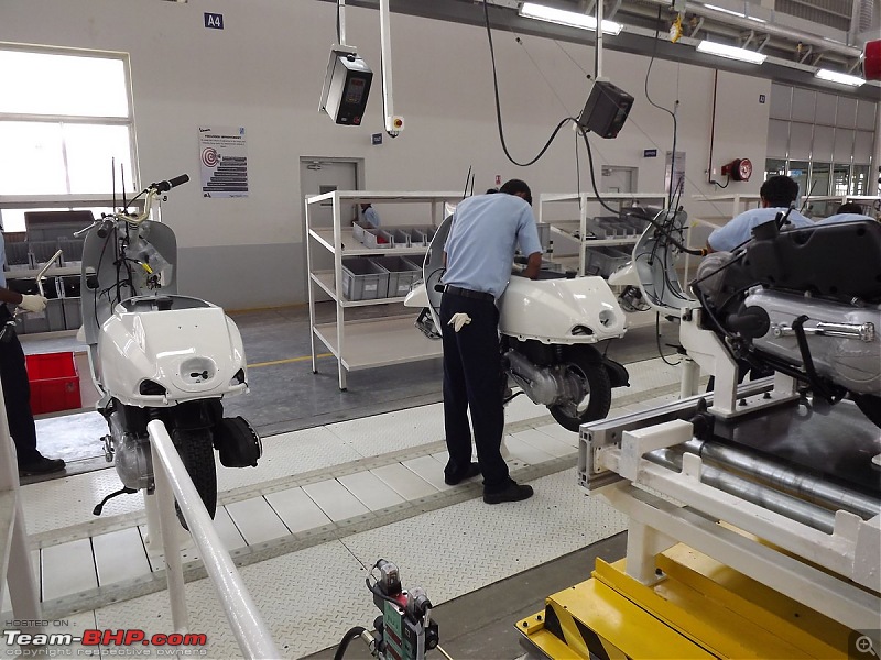 Pics & Report: At Piaggio's new Vespa Plant-assembly-line-4.jpg